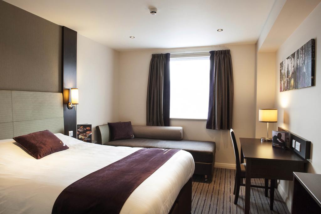 Premier Inn London Bexleyheath Exterior photo