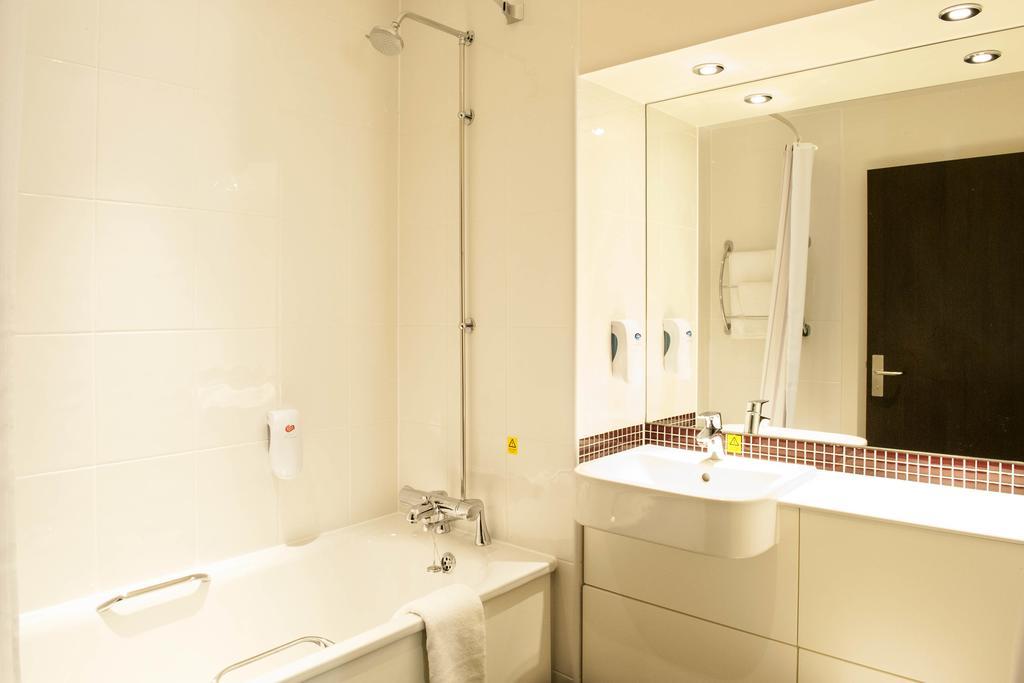 Premier Inn London Bexleyheath Exterior photo